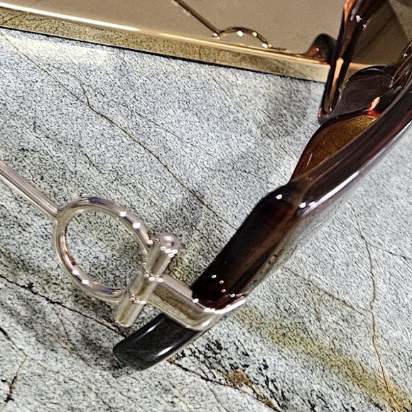 Salvatore Ferragamo Women's Sunglasses with Brown Frame NWT - Picture 14 of 16